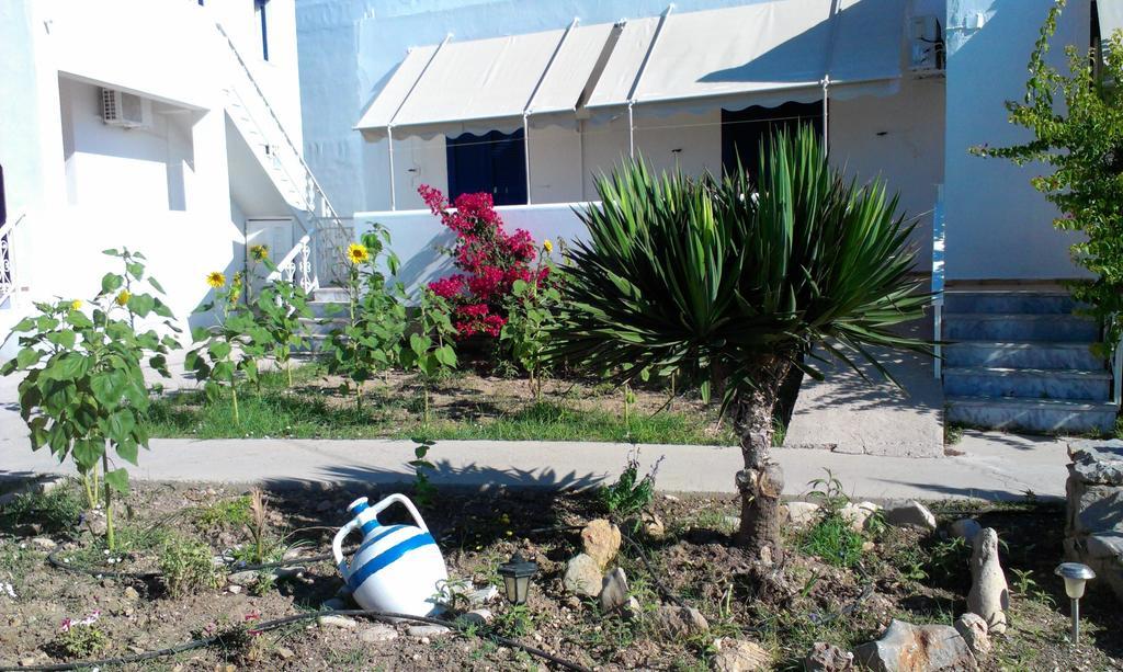 Iro Apartments Ajíasz Fotinísz-part Kültér fotó